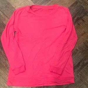 ZYIA FUCHSIA BOYFRIEND SWEATER